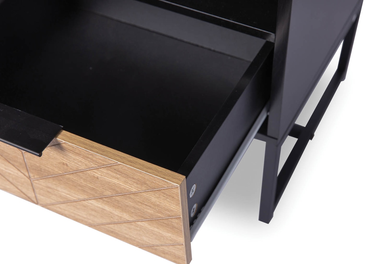 CLAUDE Bedside – image 6 of 12