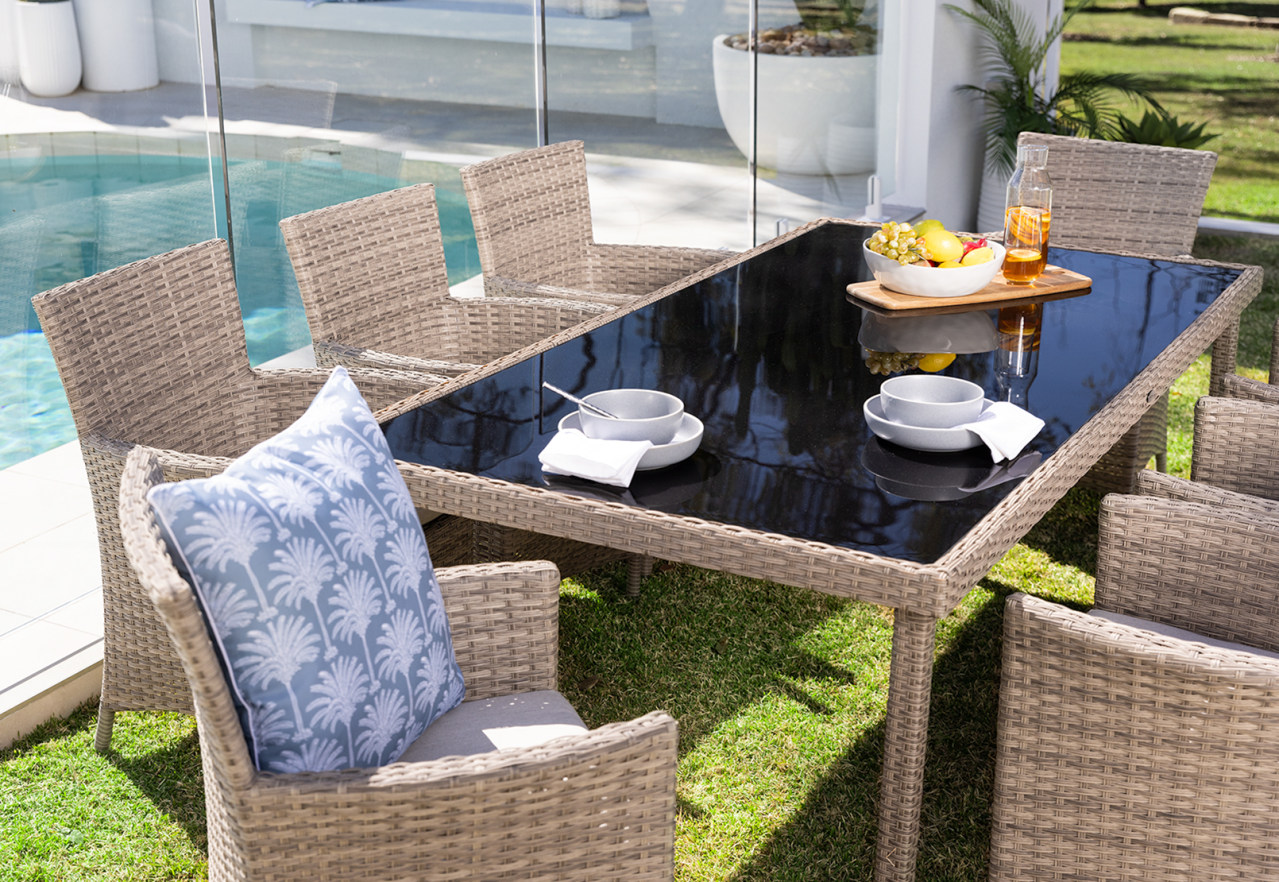 BARBOSA 2000 Outdoor Dining Table – image 3 of 3