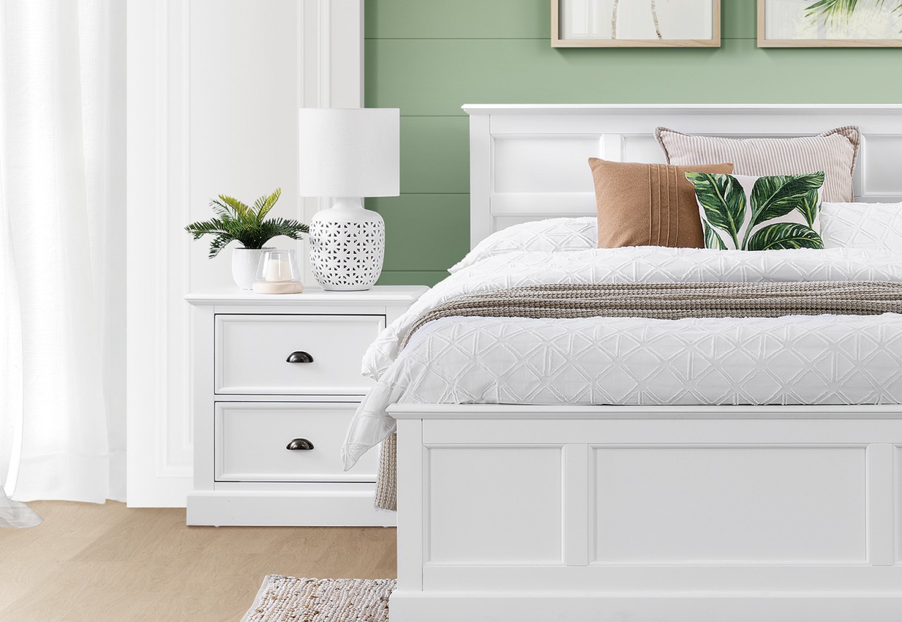 CHRYSTELLE Bedside – image 1 of 5