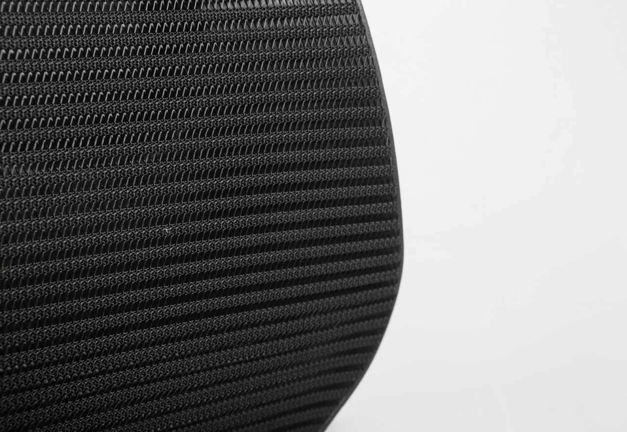 EMERY Black Office Chair – image 7 of 12