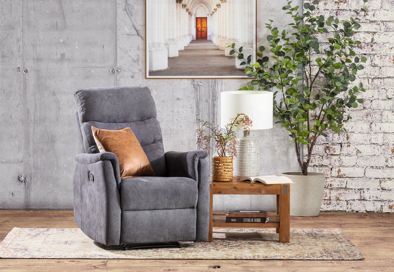 HOPEDALE Recliner – image 6 of 6
