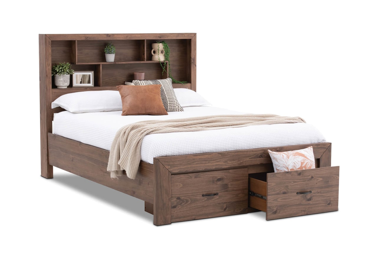 BROOKHAVEN Queen Bed – image 4 of 12