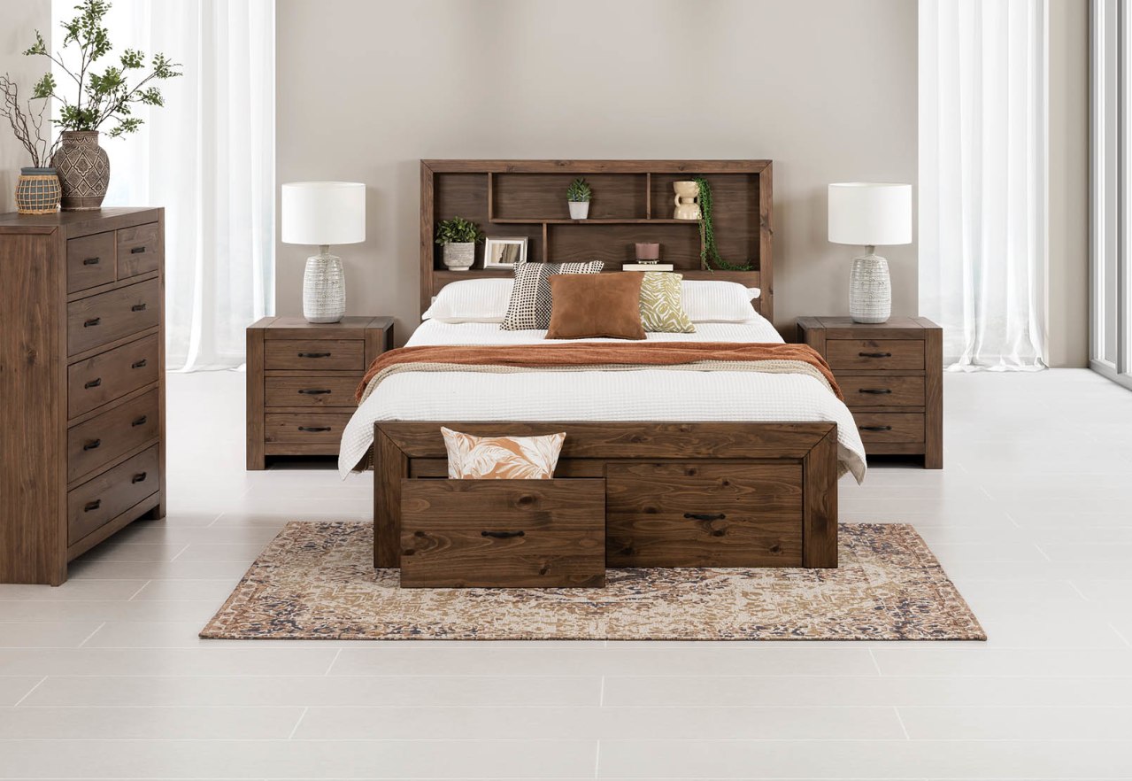BROOKHAVEN Queen Bed – image 10 of 12