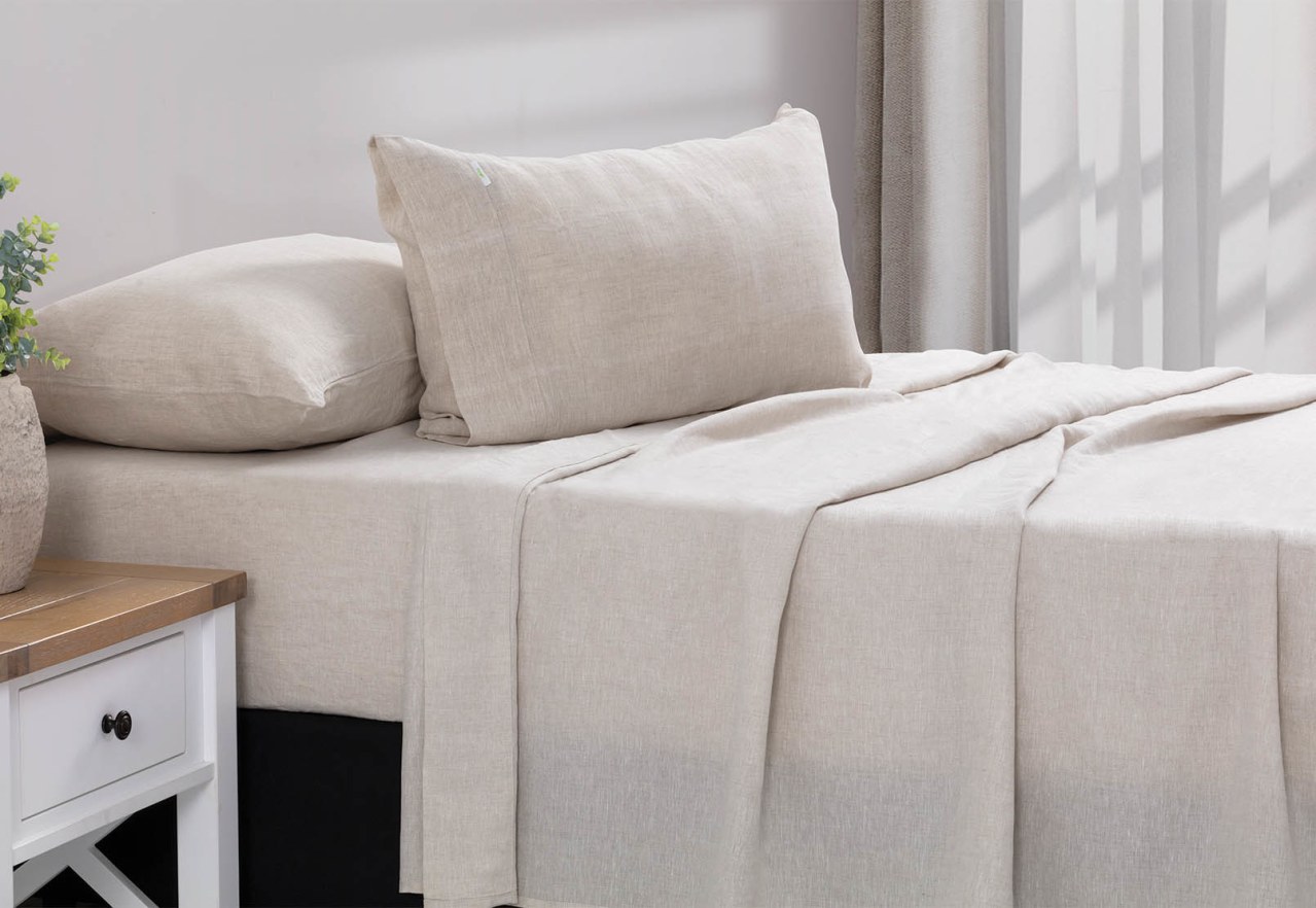 KING SHEET SET French Linen Sheet Set – image 3 of 6