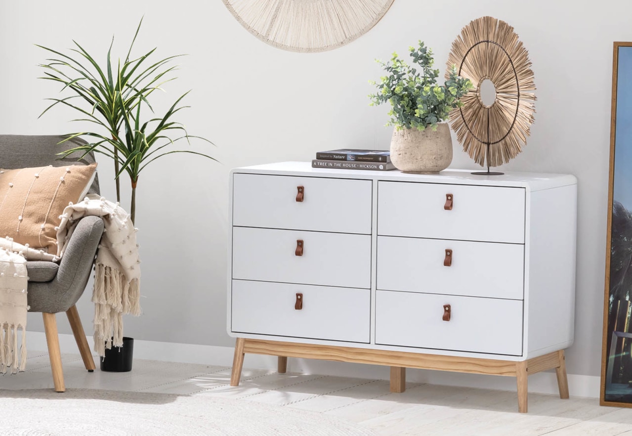 SNYDER  6 Drawer Dresser. – image 1 of 7