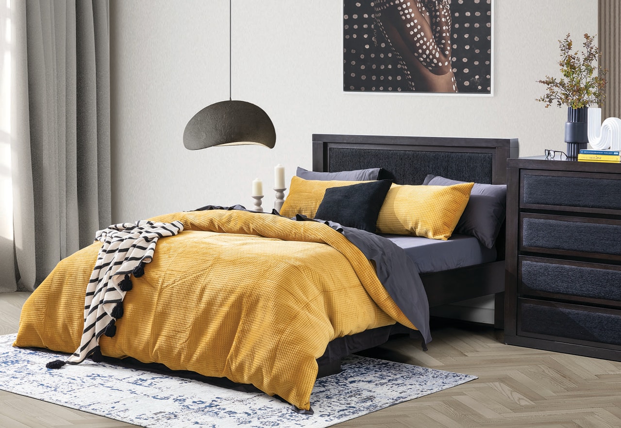 RUTHERFORD Queen Bed Quilt Cover Set – image 2 of 2
