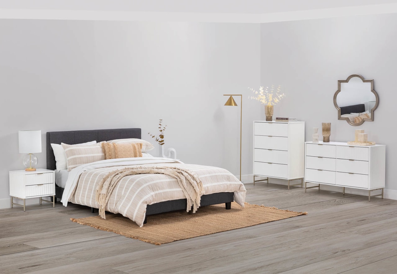 OSBORNE Bedside – image 14 of 15