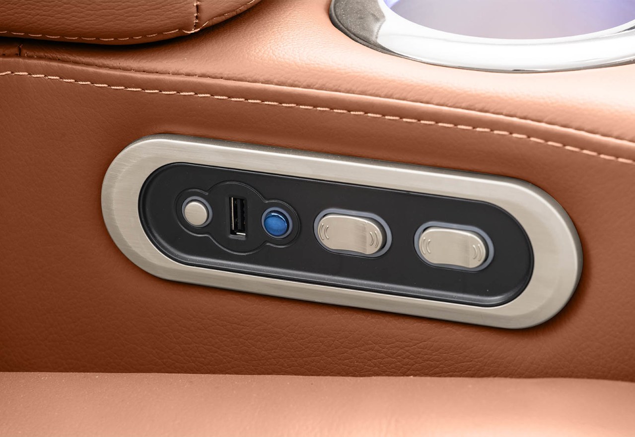 SENTINAL MK2 LEATHER Electric Recliner – image 12 of 12