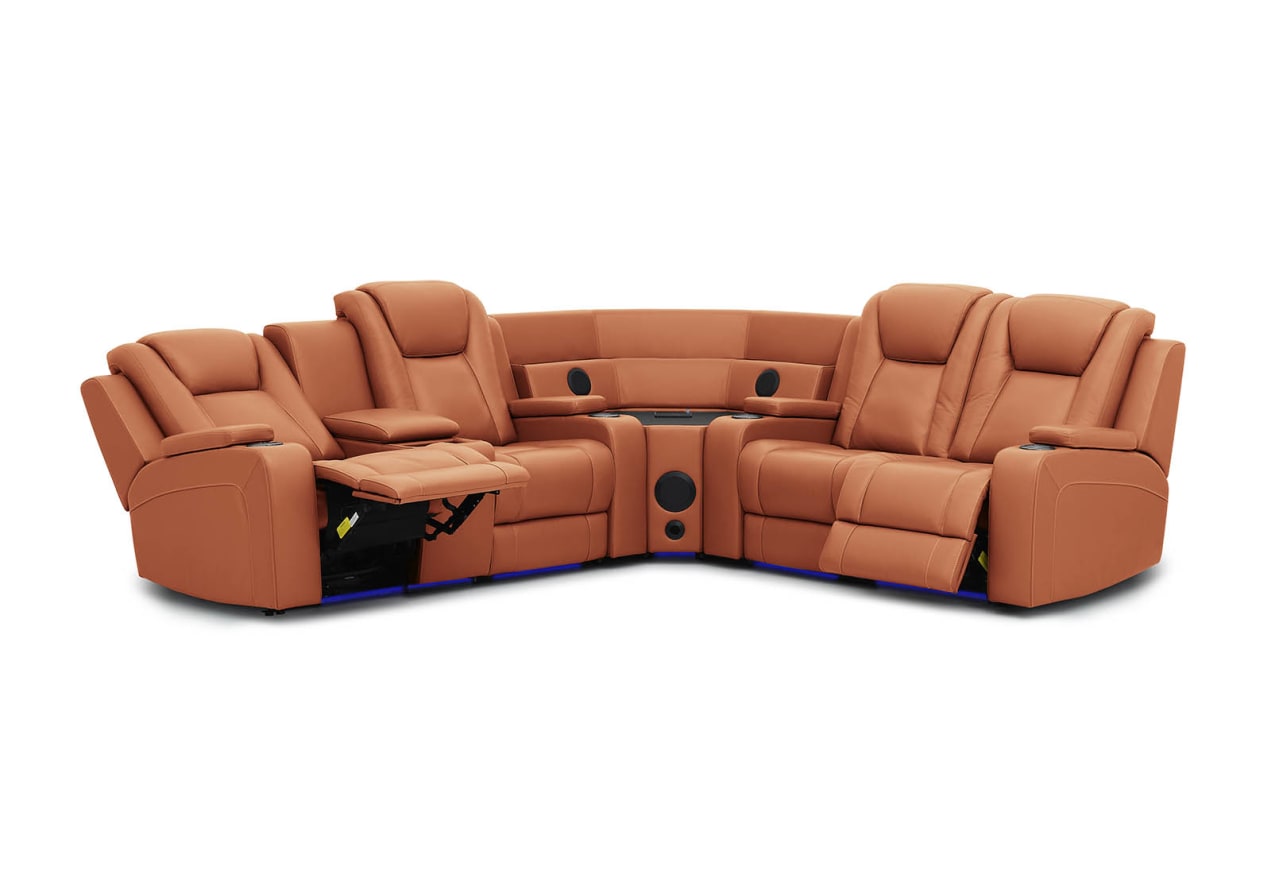 SENTINAL MK2 LEATHER 4 Piece Corner with LHF Console – image 4 of 10