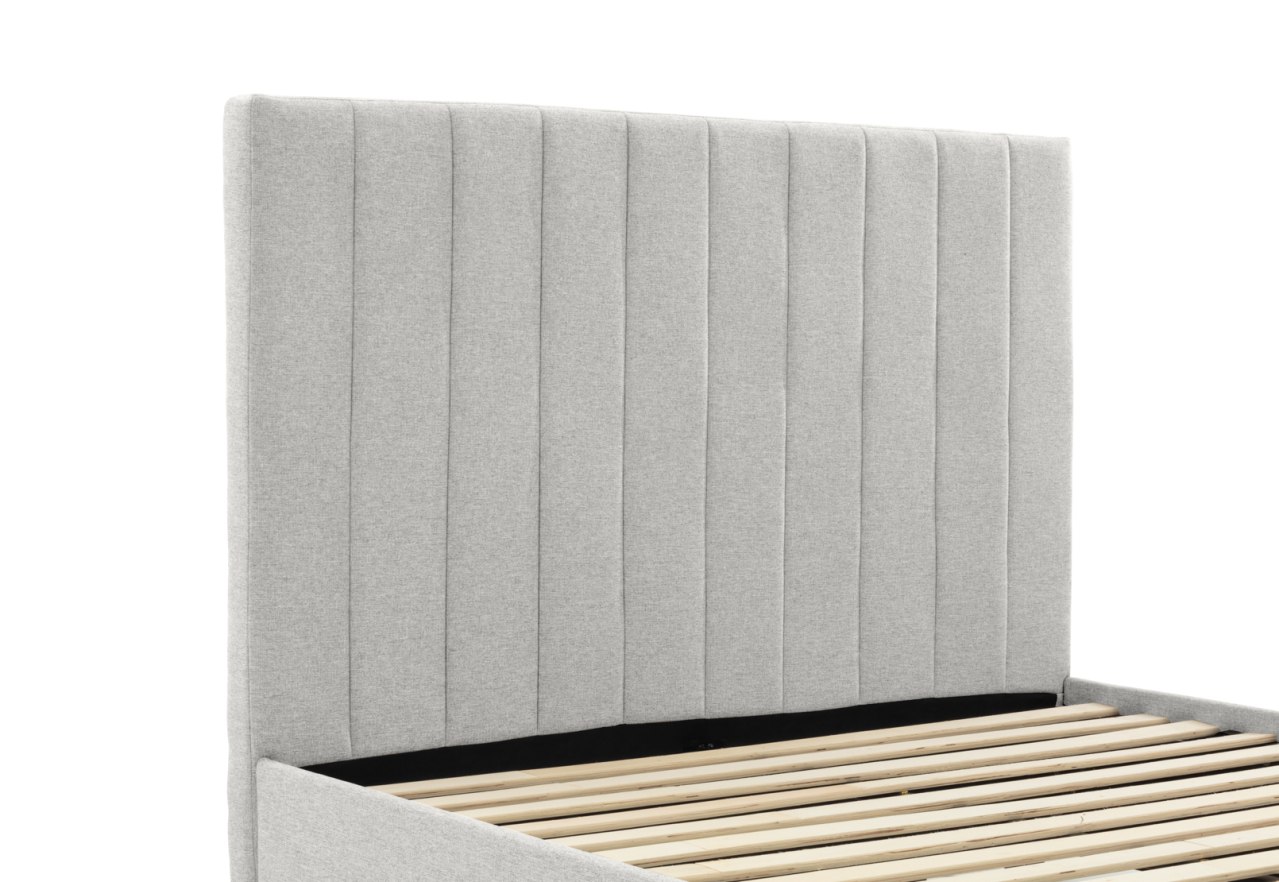 CORBIN Queen Bed – image 14 of 22