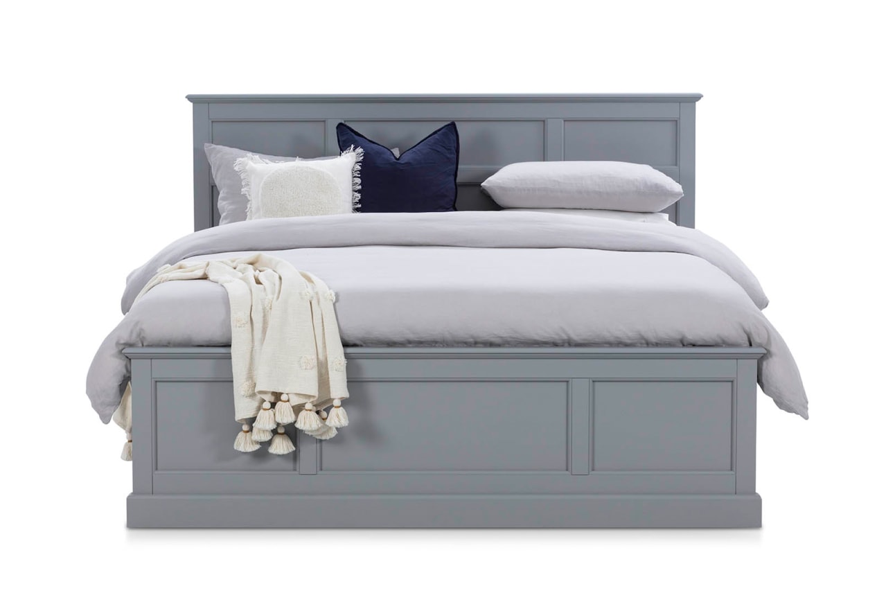 CHRYSTELLE King Bed – image 2 of 6