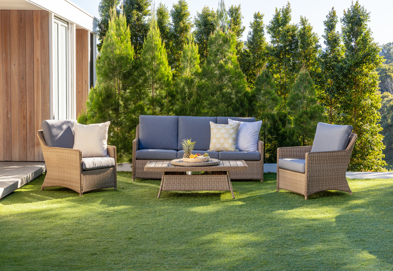 LUAU 4 Piece Outdoor Lounge Setting – image 16 of 17