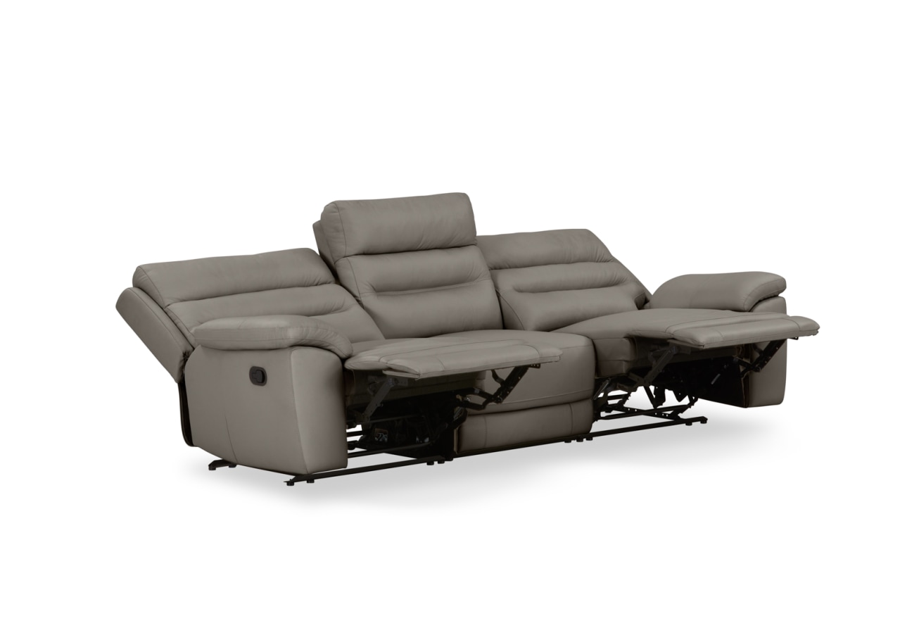 BEARMAN LEATHER 3 Seater Sofa with 2 inbuilt Recliners – image 7 of 15