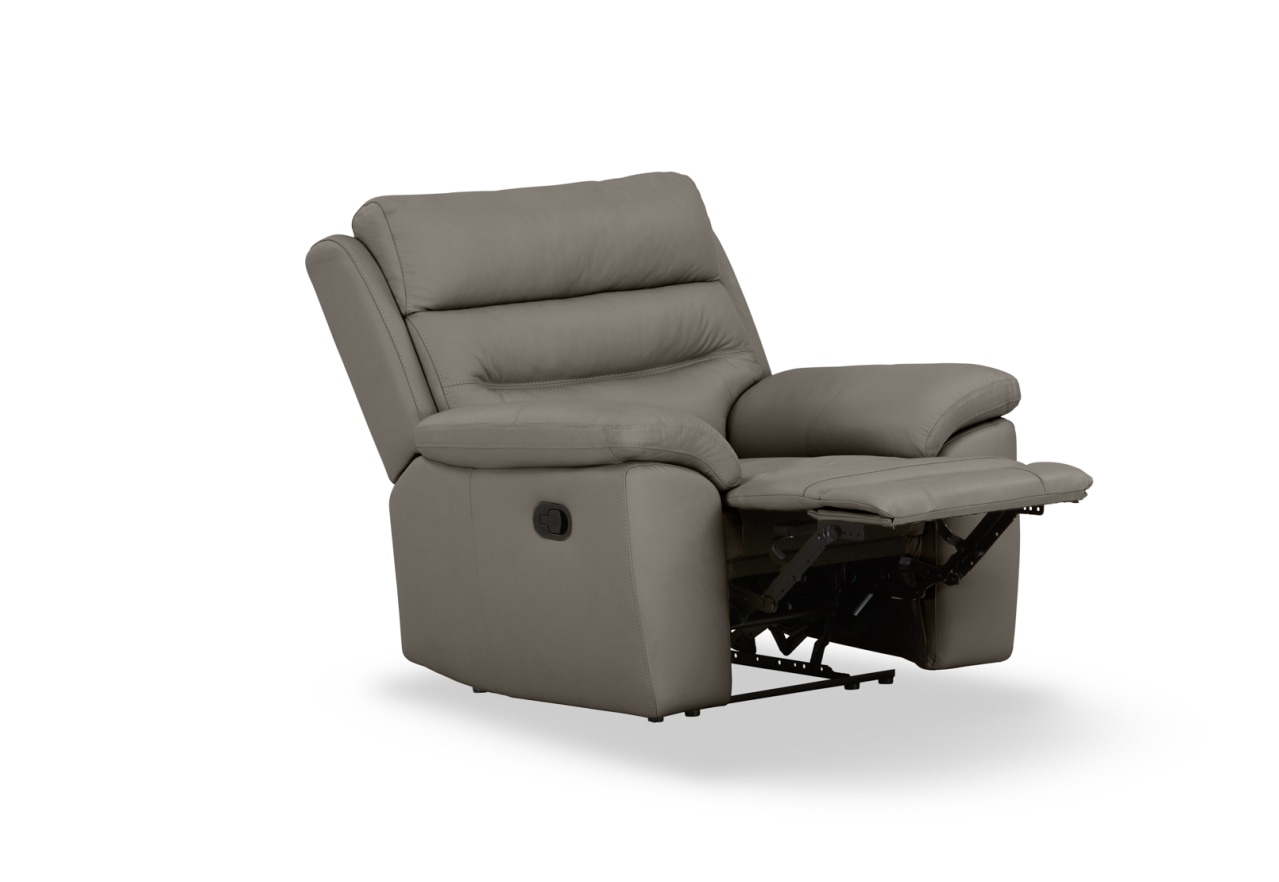 BEARMAN LEATHER Recliner – image 4 of 10