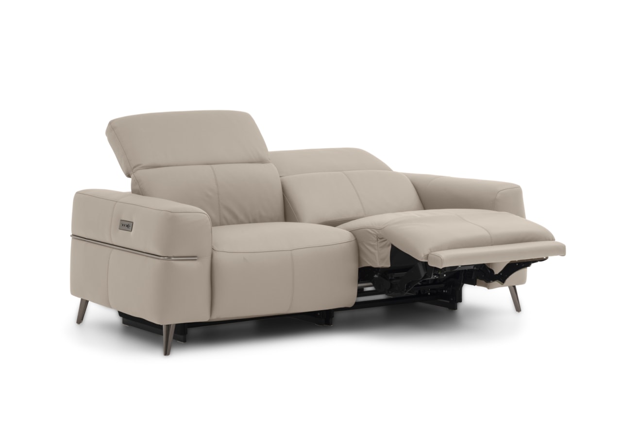 SERAFINI LEATHER 2.5 Seater with Inbuilt Electric Recliners – image 7 of 16