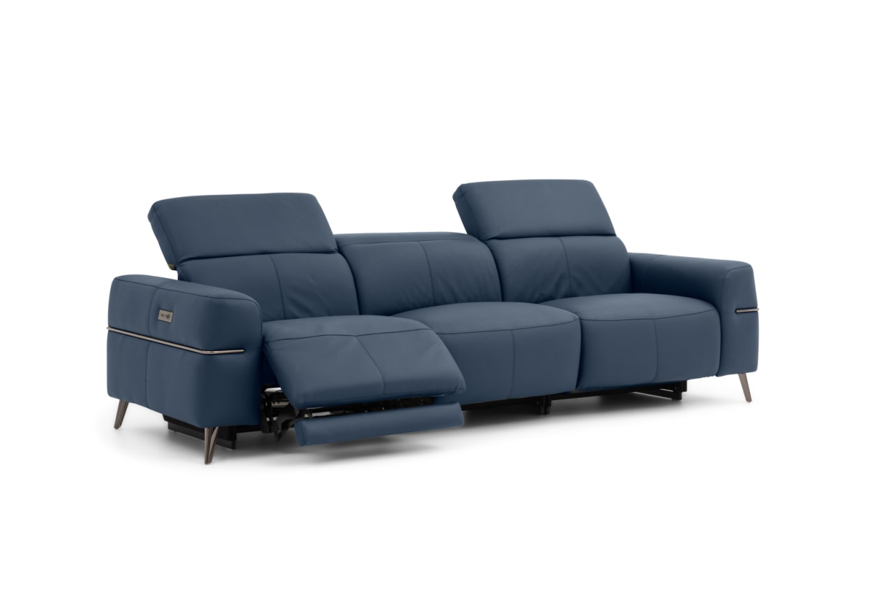 SERAFINI LEATHER 3.5 Seater with 2 Inbuilt Electric Recliners – image 3 of 16
