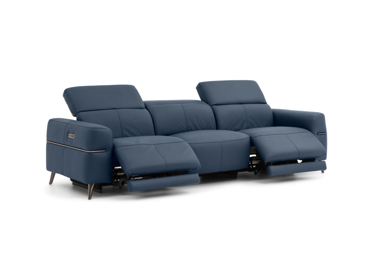 SERAFINI LEATHER 3.5 Seater with 2 Inbuilt Electric Recliners – image 5 of 16