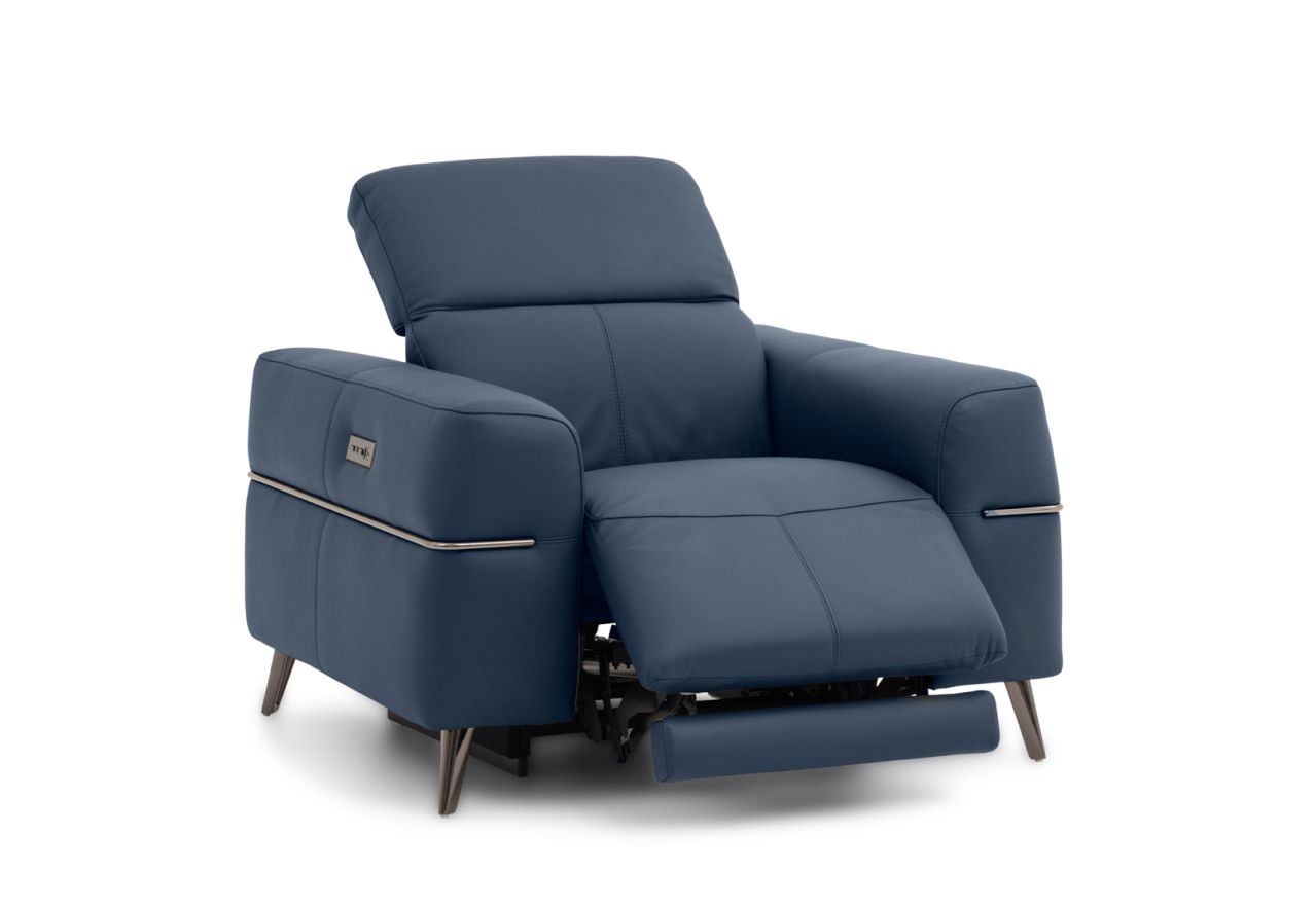 SERAFINI LEATHER Electric Recliner – image 4 of 15