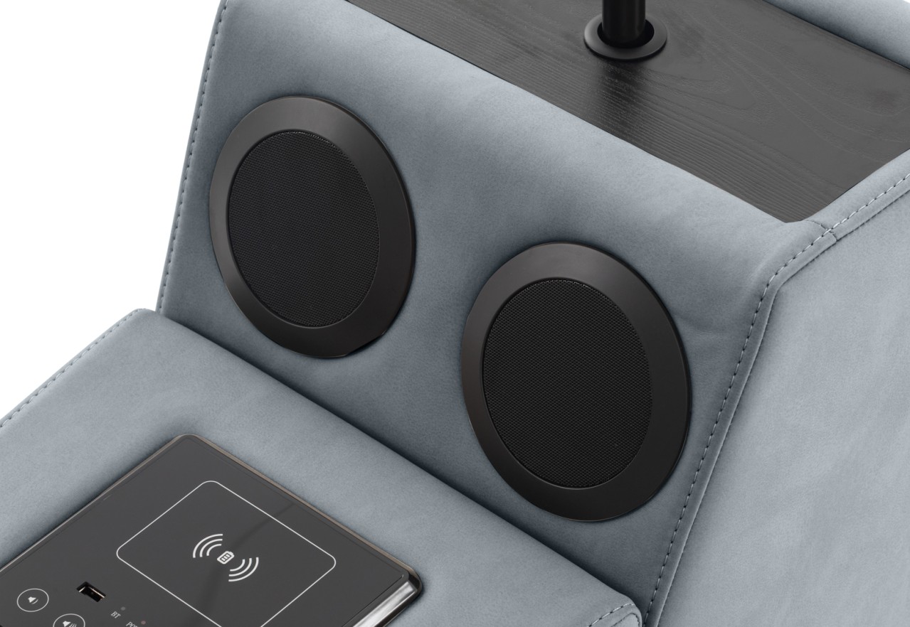 LEANDRO Cinema Console – image 7 of 10