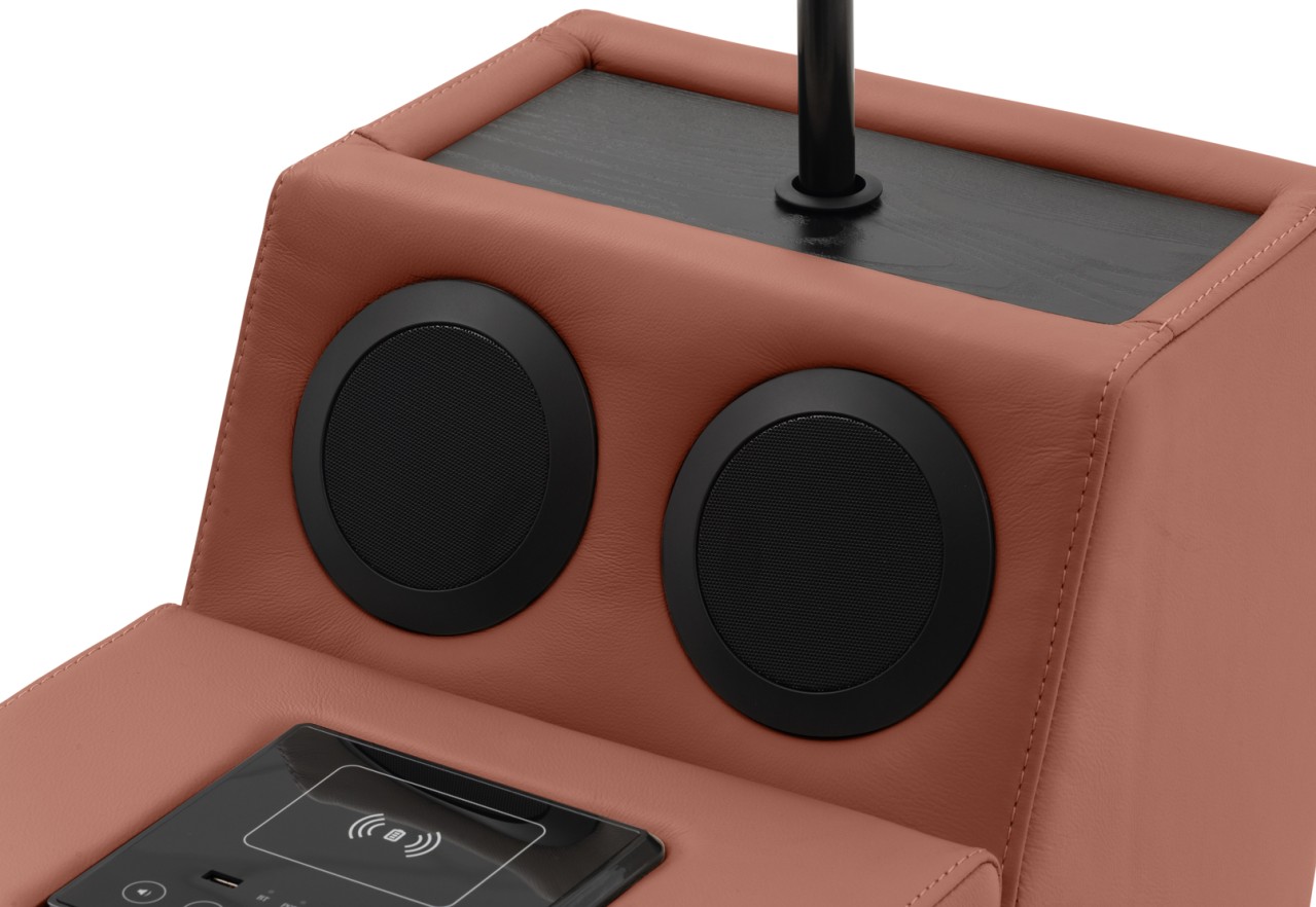 RYKER Cinema Console – image 8 of 11
