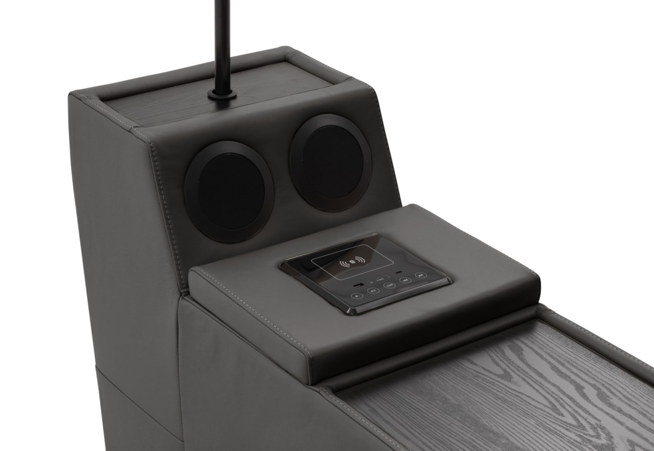 RYKER Cinema Console – image 7 of 11