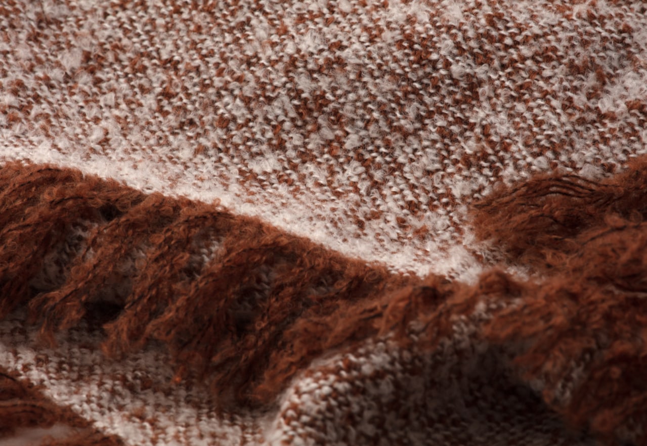 LEO WOVEN THROW – image 2 of 2