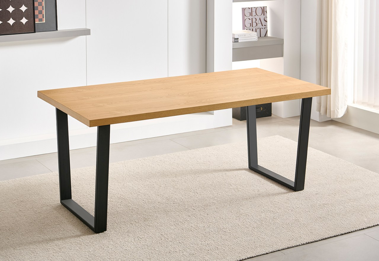 BECK Dining Table – image 1 of 5