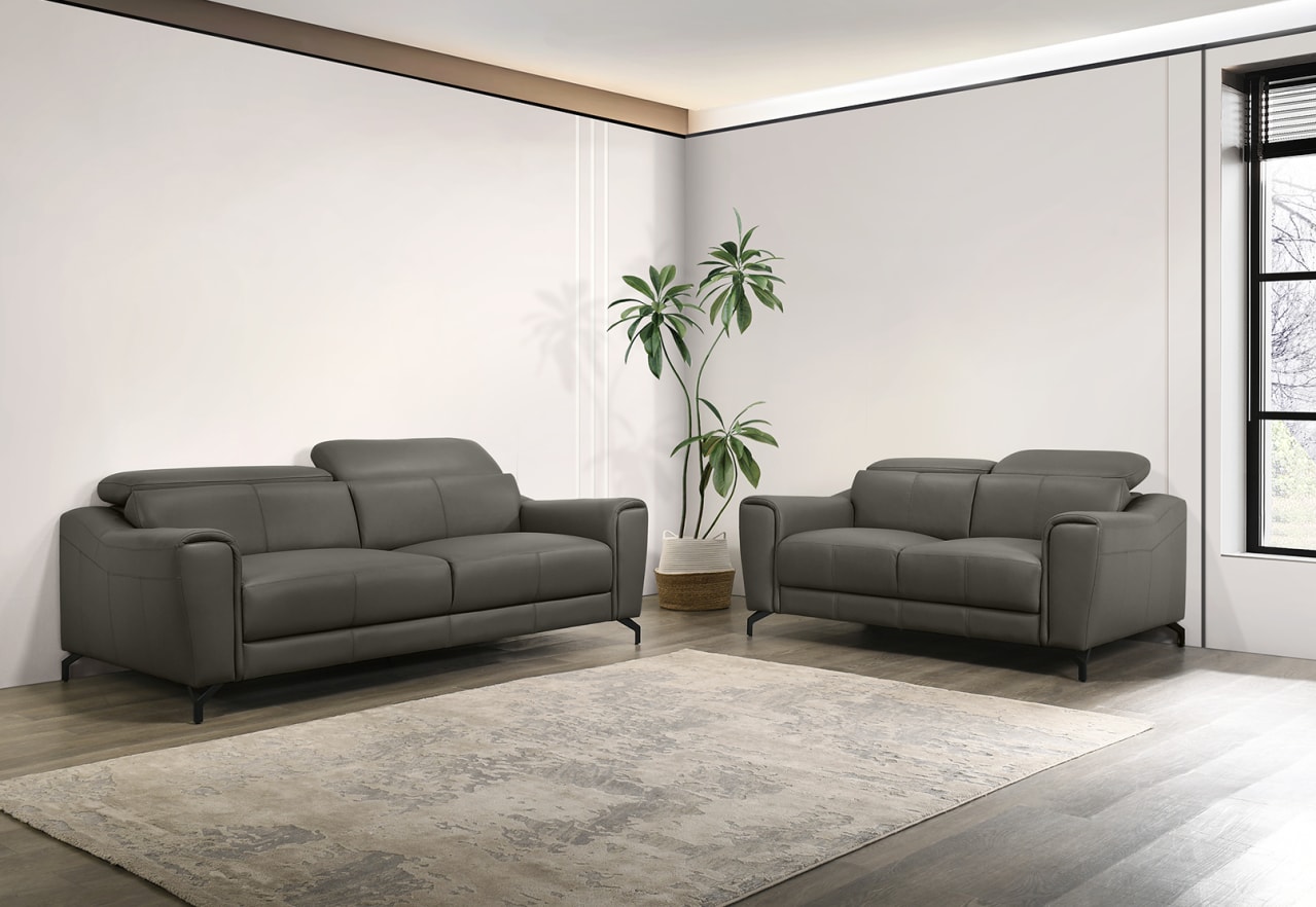 PELOSI LEATHER 3 Seater Sofa – image 6 of 6