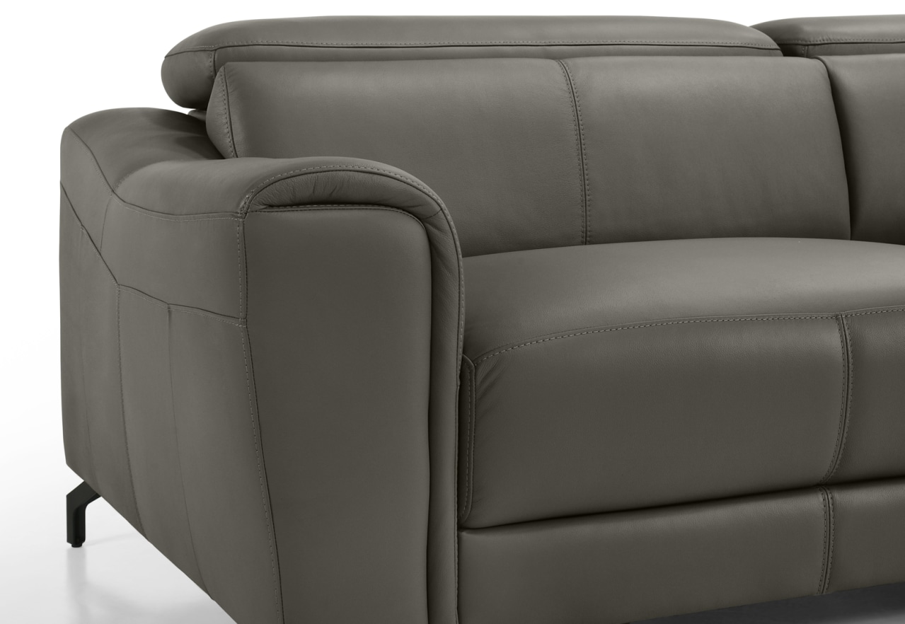 PELOSI LEATHER 3 Seater RHF Chaise – image 5 of 6