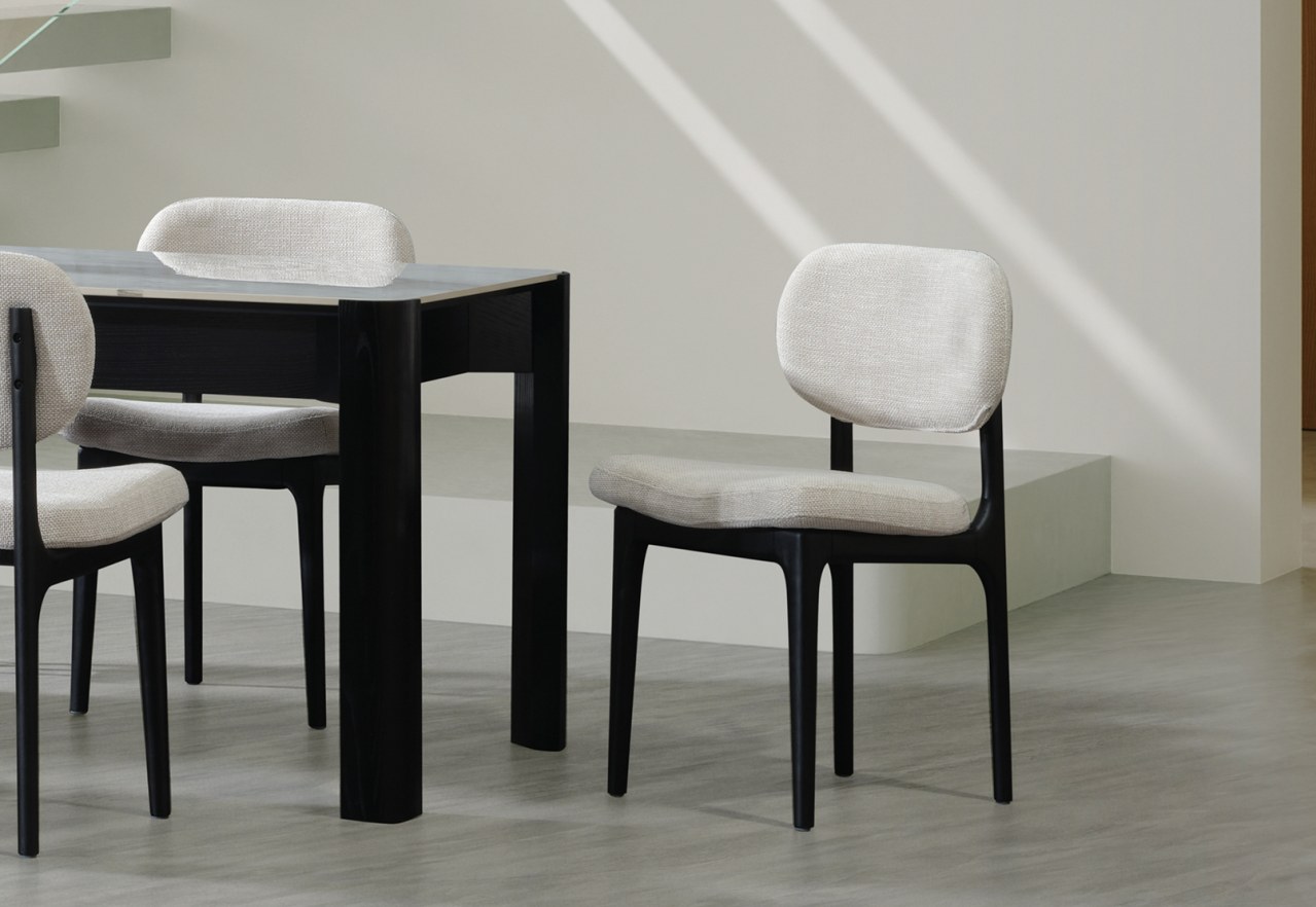 LINUS Dining Chair – image 9 of 10