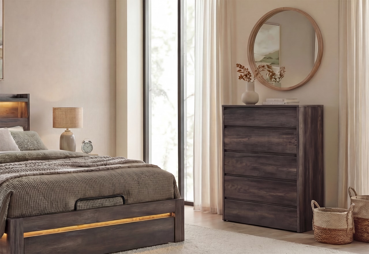 VESPERA Tall Chest – image 1 of 13
