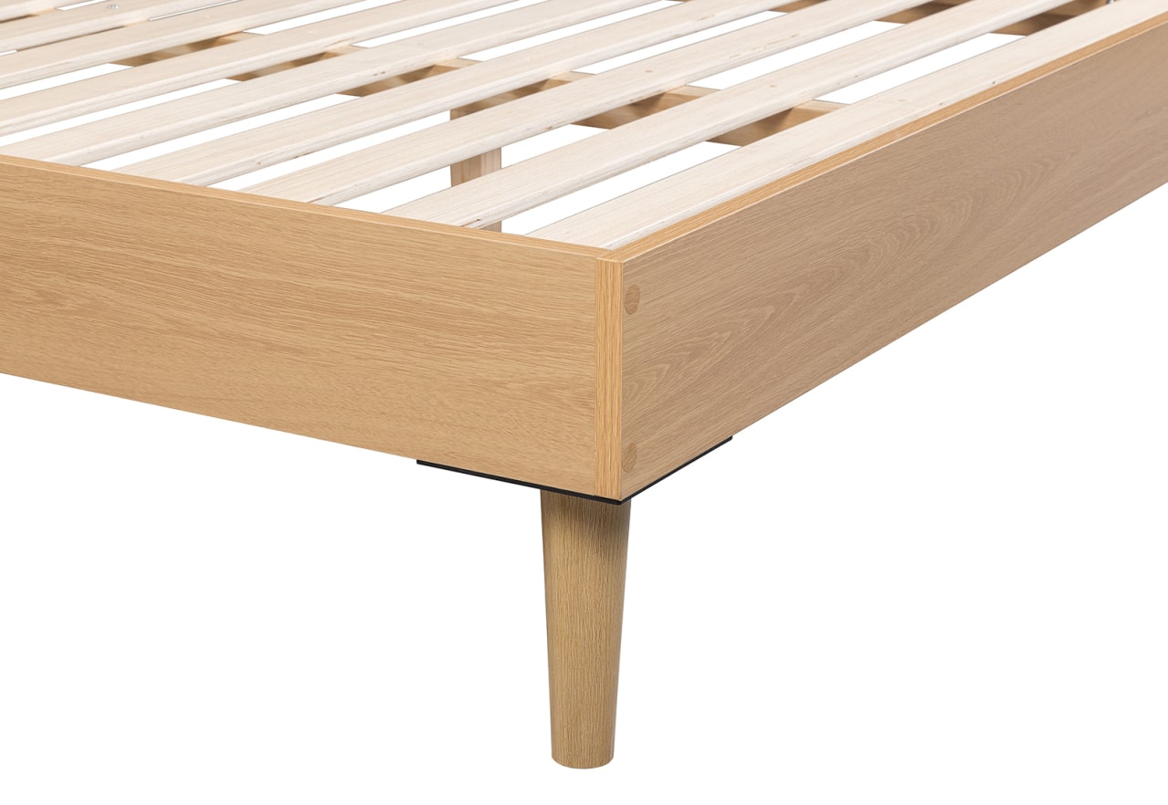 TARLOW Queen Bed – image 8 of 9