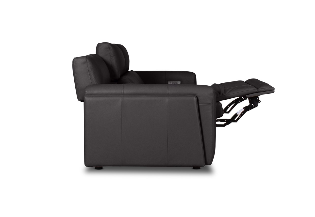 CHICAGO LEATHER 3 Seater with 2 Inbuilt Recliners – image 5 of 8