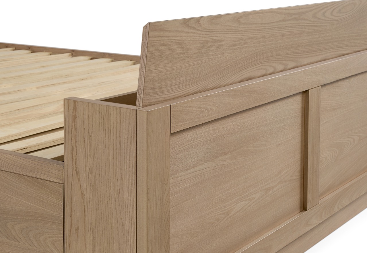TIVOLI Queen Bed – image 17 of 27