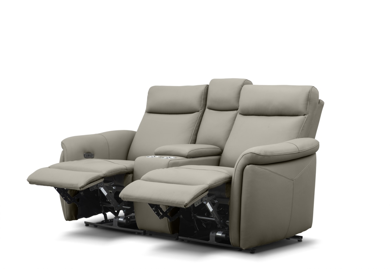 CASAMORE LEATHER 2 Seater Electric Recliners and Console – image 5 of 16