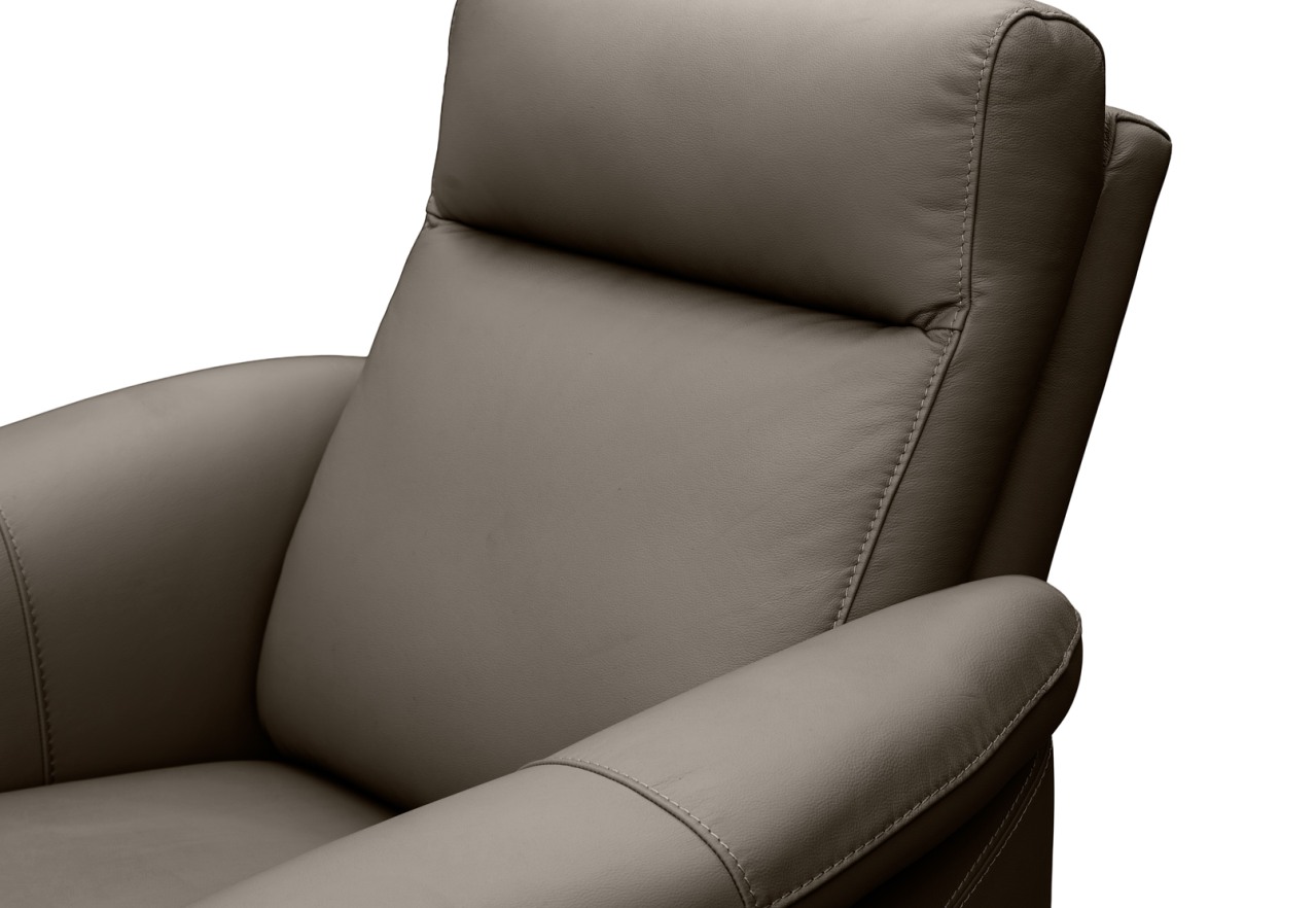 CASAMORE LEATHER Electric Recliner – image 10 of 11