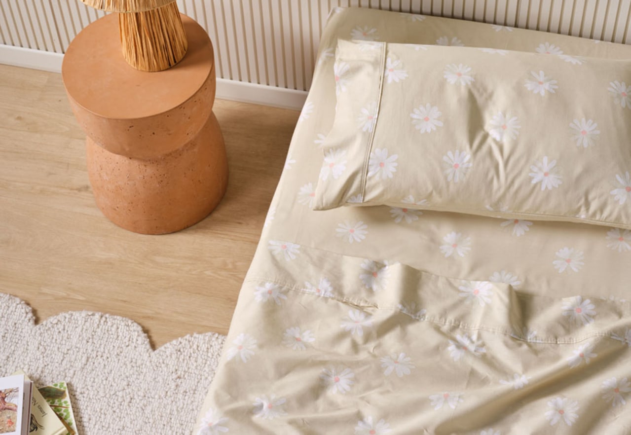 SUNNYO Double Kids Sheet Set – image 1 of 4