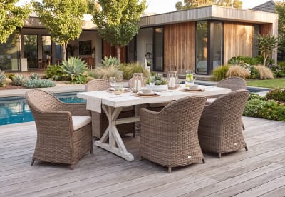 MIAMI 7 Piece Outdoor Dining Setting.
