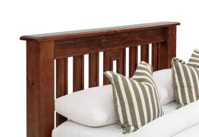 CALLAGHAN King Bed