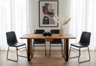 PUCH 1800 Dining Table