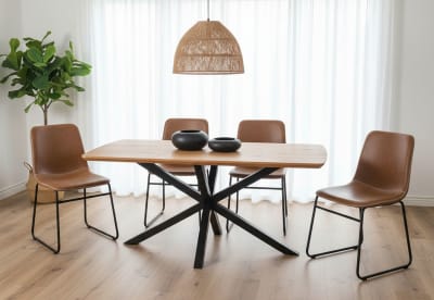 PENTICTION 1800 Dining Table