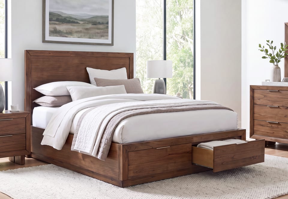 SORVINO King Bed