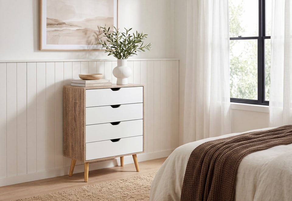 EDMUNDSTON Tall Chest