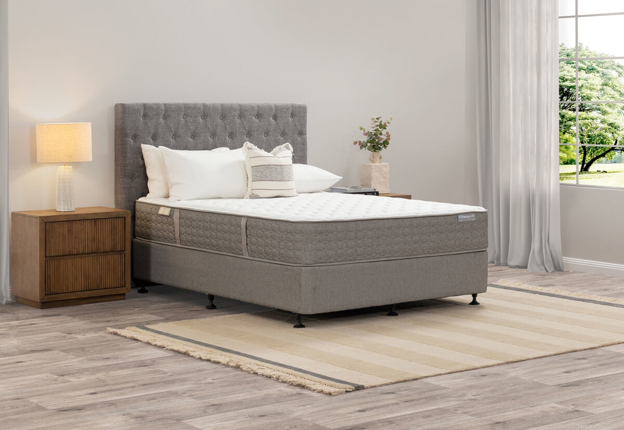 ACCLAIM RESTORE SUPER FIRM Queen Mattress – image 1 of 11