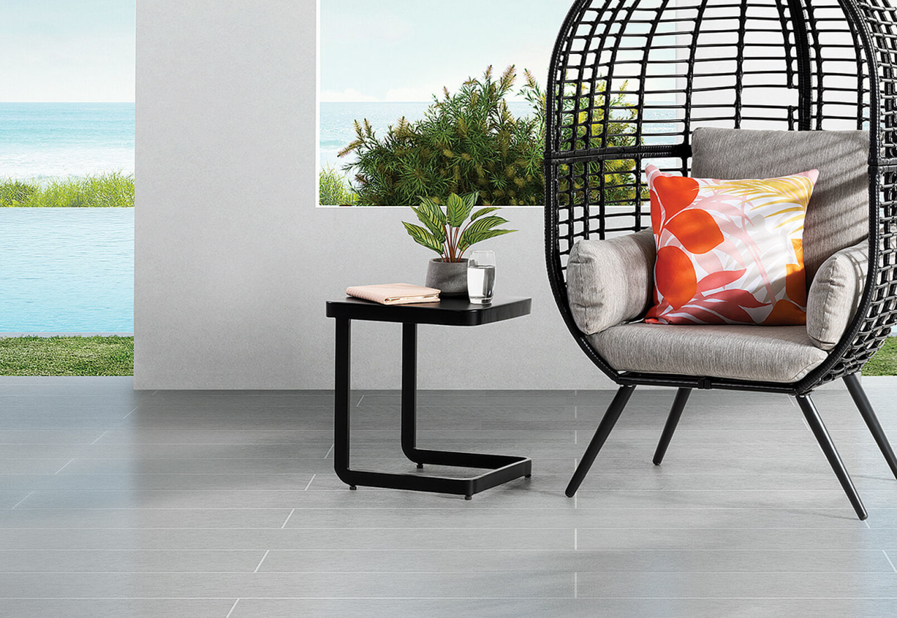 LANIKAI Outdoor Side Table – image 1 of 2