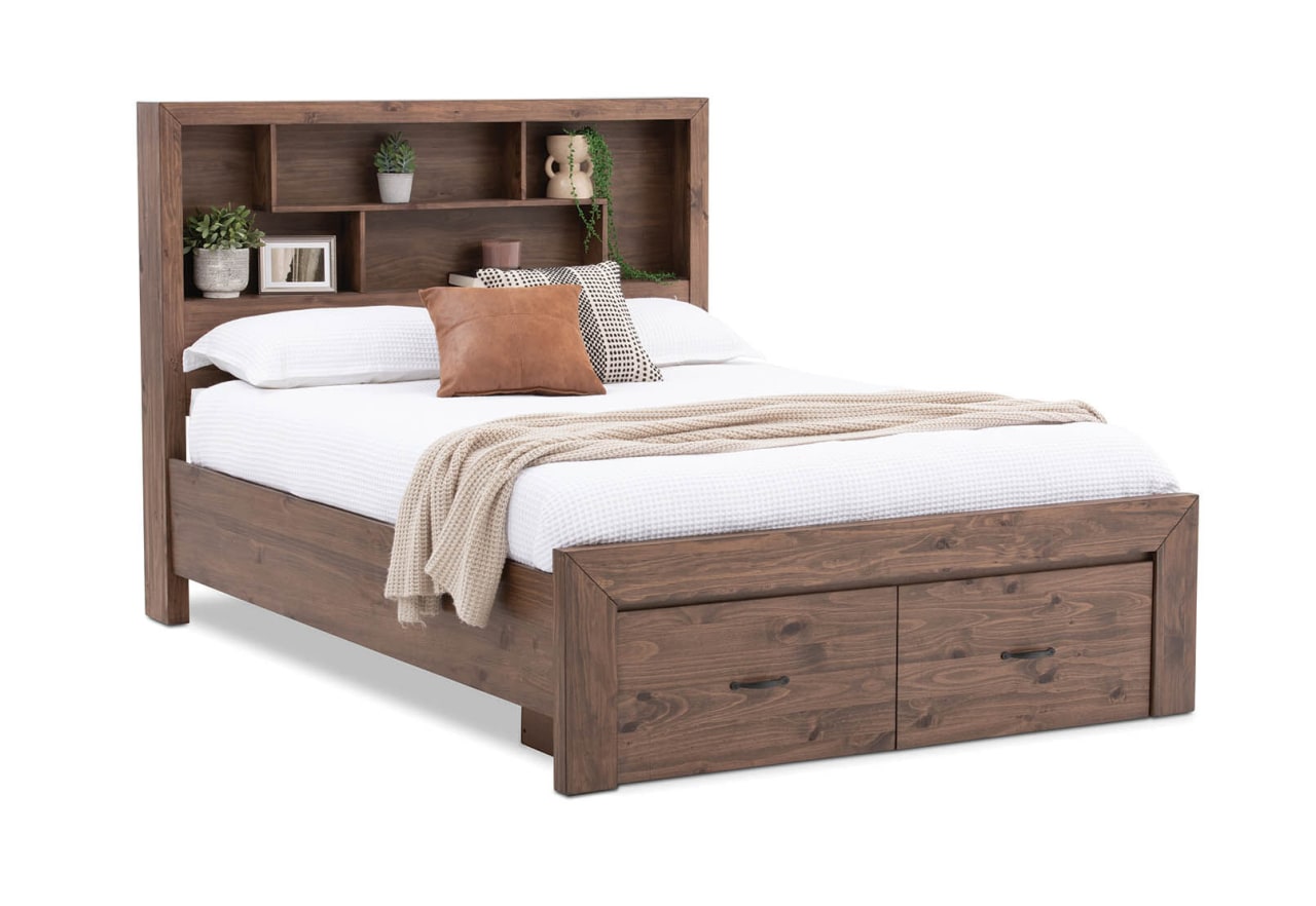 BROOKHAVEN King Bed – image 4 of 10