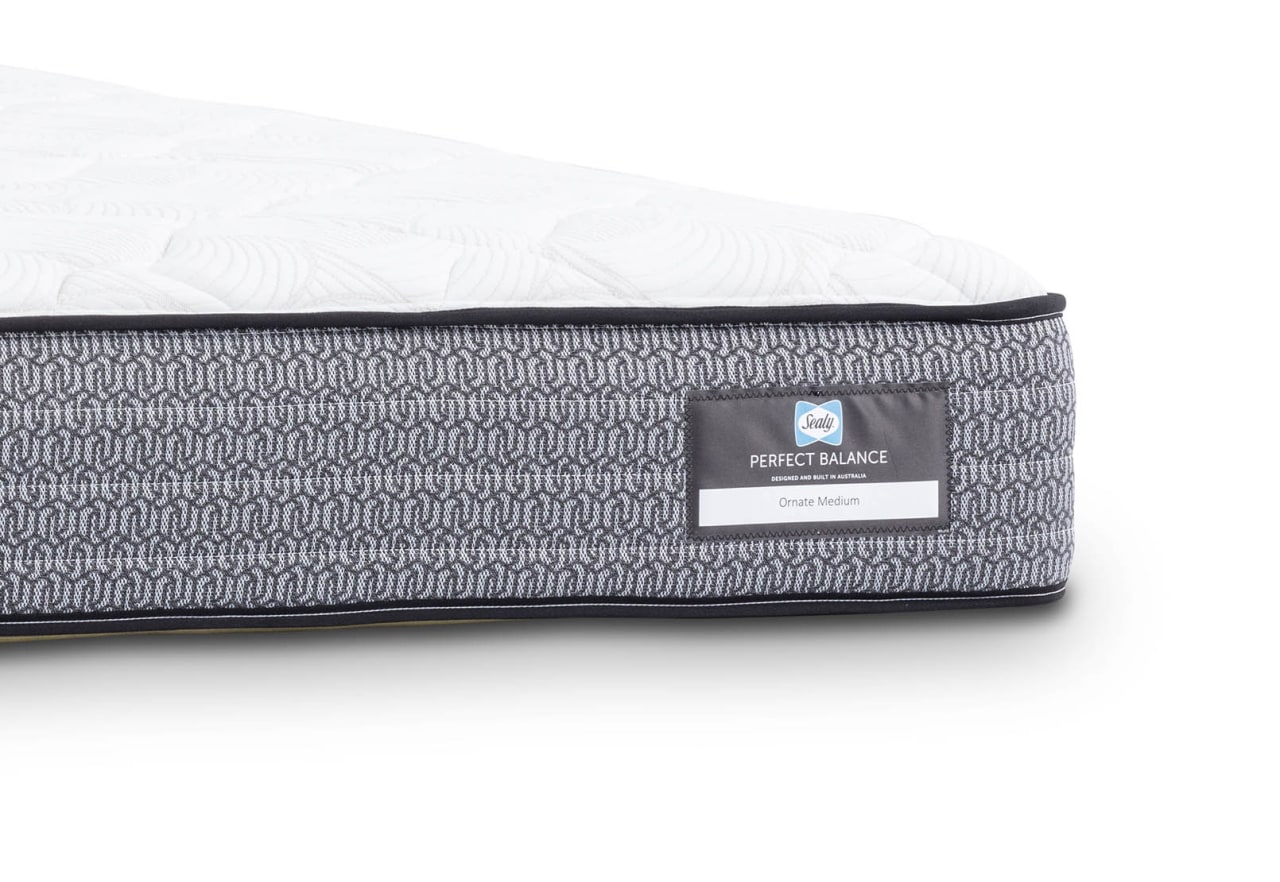PERFECT BALANCE ORNATE Queen Mattress – image 1 of 4
