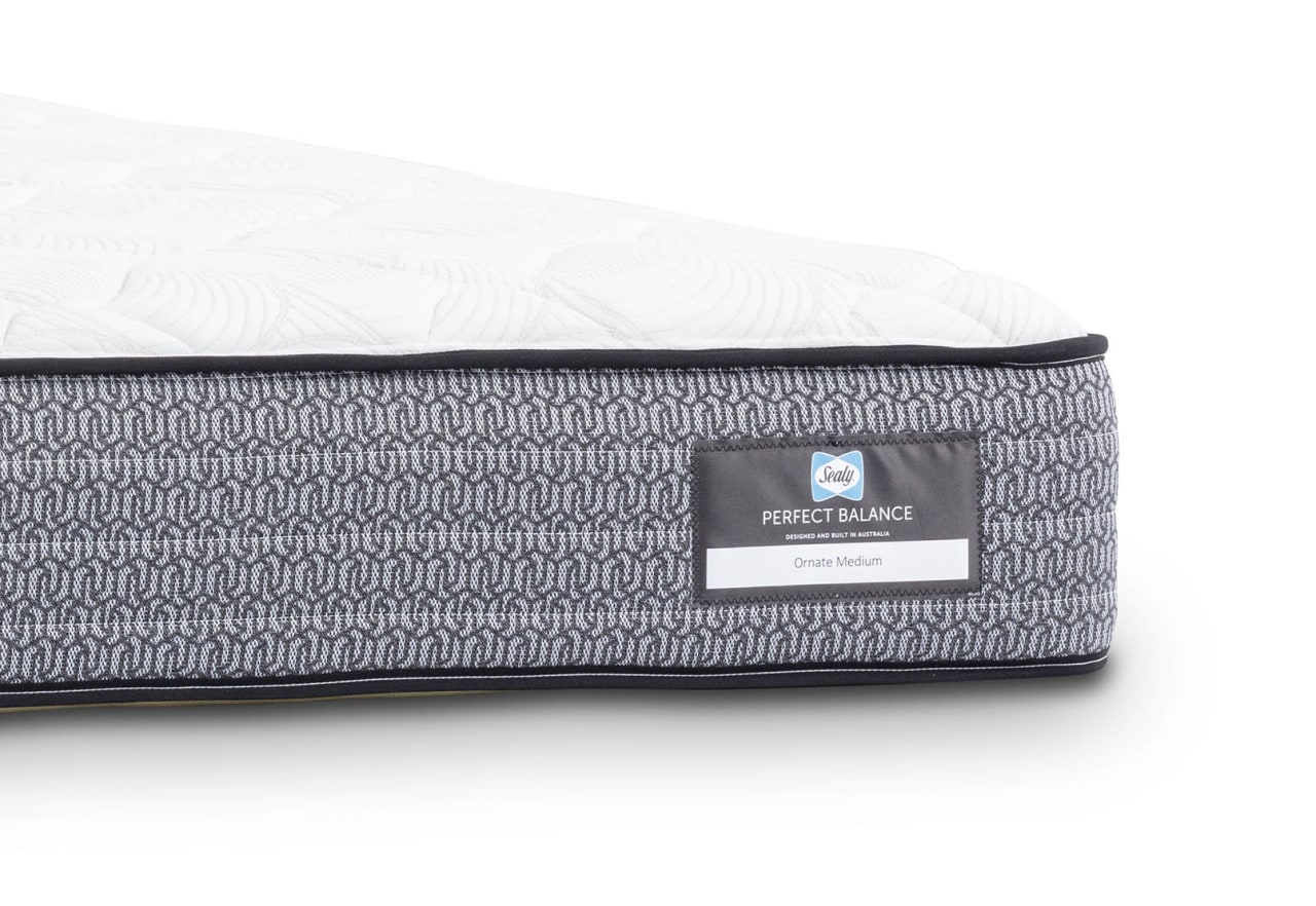PERFECT BALANCE ORNATE Double Extra Long Mattress – image 1 of 4