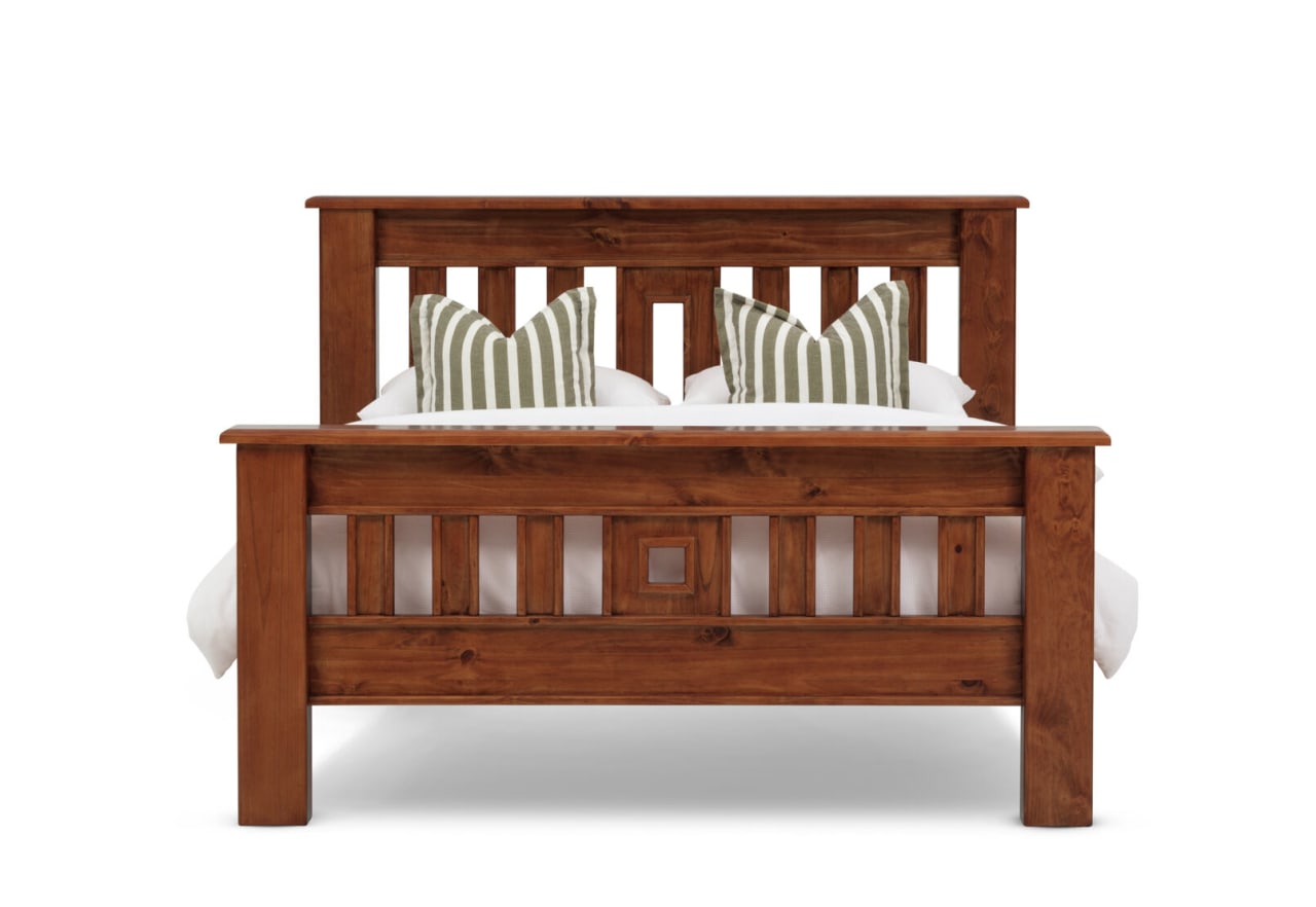 CALLAGHAN King Bed – image 2 of 11
