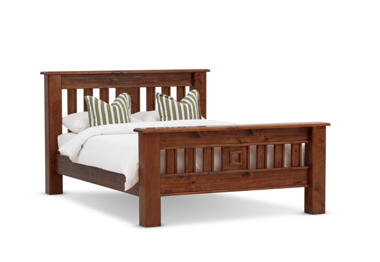 CALLAGHAN King Bed – image 3 of 11